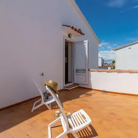 Casa L'escala, 2 Dormitorios, 5 Personas - Es-325-35 Torroella De Montgri