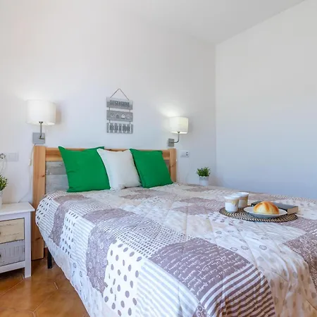 Casa L'escala, 2 Dormitorios, 5 Personas - Es-325-35