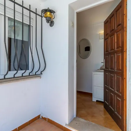 Casa L'escala, 2 Dormitorios, 5 Personas - Es-325-35