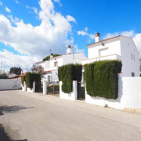 Casa L'escala, 2 Dormitorios, 5 Personas - Es-325-35 *